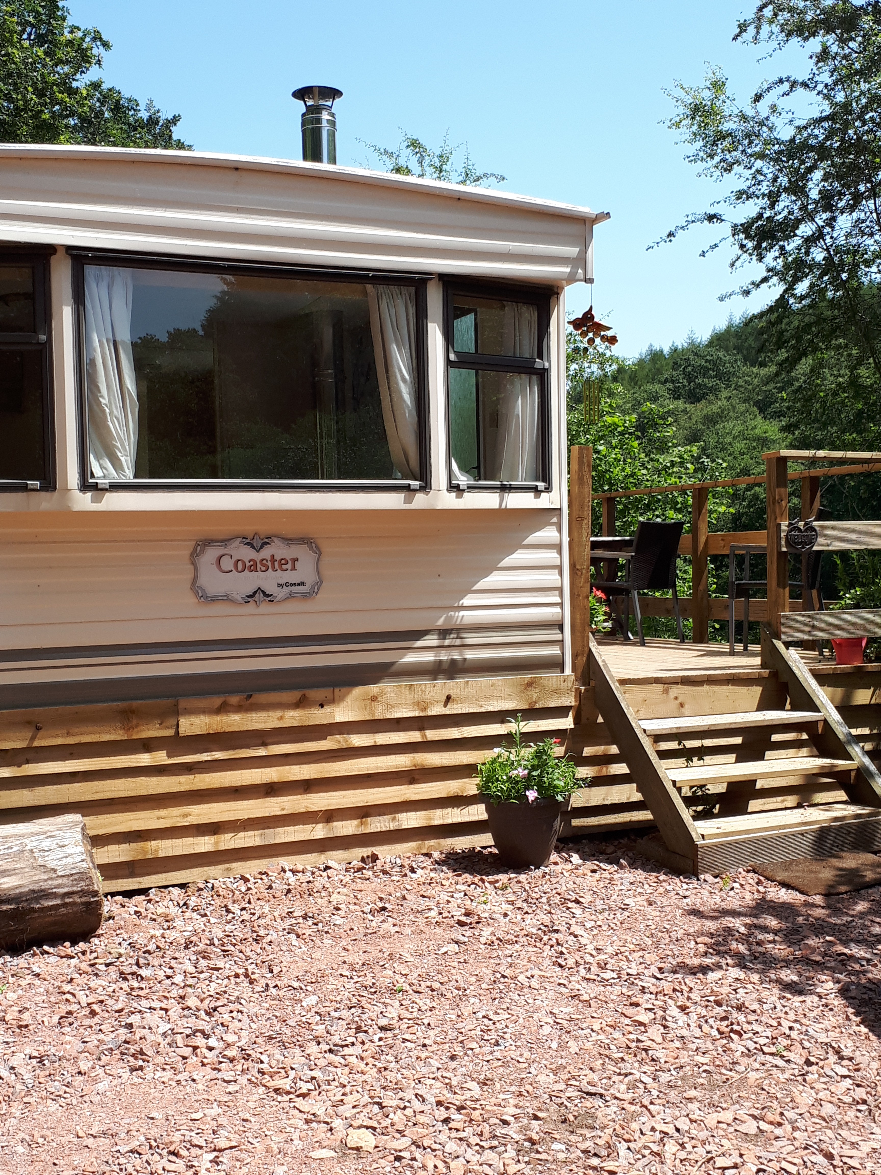 Cosy caravan holiday in Devon